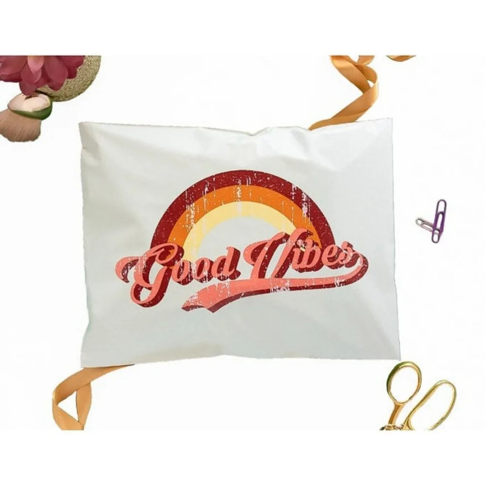 25 10x13 Good Vibes Polymailers